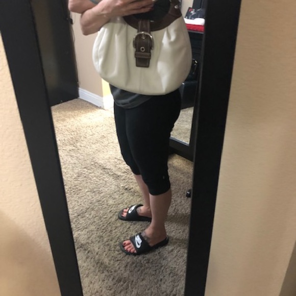 Authentic Coach Purse - Picture 3 of 6